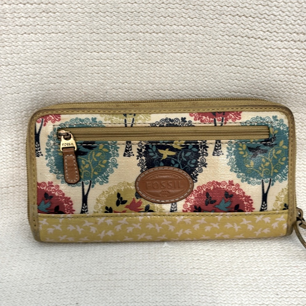 Fossil Zipper Wallet With Birds And Trees - image 1